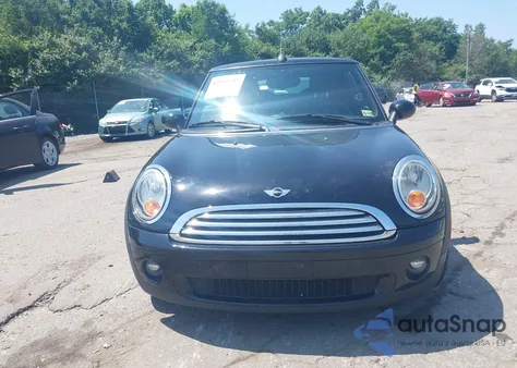 2009 Mini Cooper z USA, uszkodzony, nr VIN WMWMR33599TJ94357